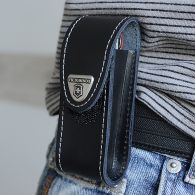 Чехол кожаный для ножей Victorinox (84-91мм, до 4х слоев), чёрный, на липучке 4.0520.3
