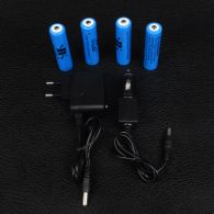 Фонарь Bailong BL-801 (Cree XM-L T6, 1000 люмен, 5 режимов, 4x18650), комплект