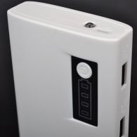 Внешнее зарядное устройство Power Bank DOCA D566II с LED дисплеем (13000mAh), белый