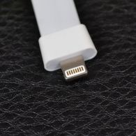 Внешнее зарядное устройство Power Bank DOCA T5 для iPhone 5/5s (2800mAh), зелёный