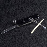 Нож складной, мультитул Victorinox Classic SD (58мм, 7 функций), черный 0.6223.3