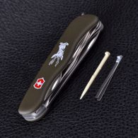 Нож складной, мультитул Victorinox Hunter (111мм, 12 функций), зеленый 0.8873.4
