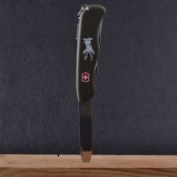 Нож складной, мультитул Victorinox Hunter (111мм, 12 функций), зеленый 0.8873.4