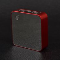 Внешнее зарядное устройство Power Bank DOCA D525 (8400mAh), красный