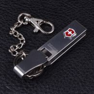 Брелок, подвеска на ремень Victorinox Multiclip, с цепочкой и карабином 4.1859